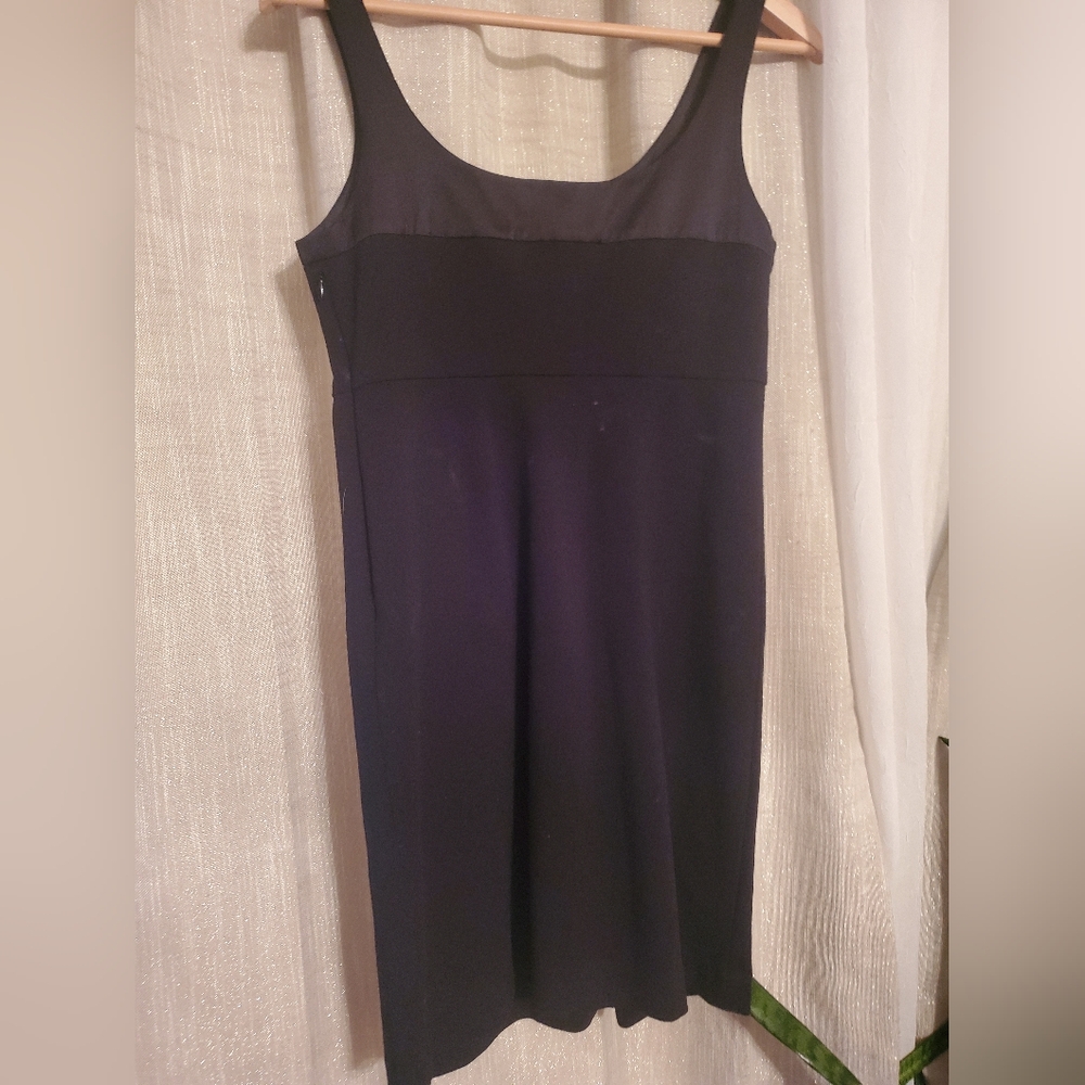Old Navy Little Black Dress Soft Stretch Satiny Neckline Size Small